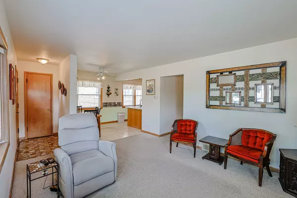 Niles, IL 60714,7453 W Keeney Street