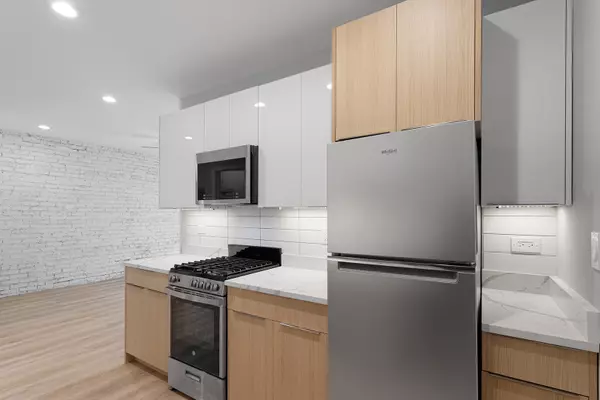 Chicago, IL 60626,1629 W Chase Avenue #3C