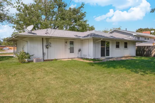 Bloomington, IL 61701,101 Radliff Road