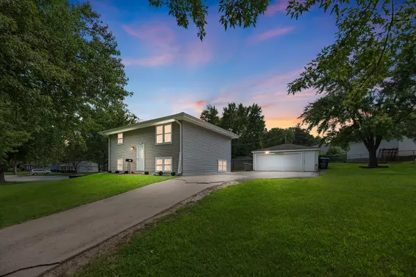 226 Barbara Lane, Steger, IL 60475