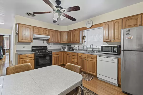 Chicago, IL 60625,2745 W Berwyn Avenue