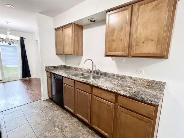 Palatine, IL 60074,2189 N Queensburg Circle