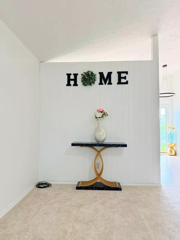 Bloomington, IL 61704,1111 Rader Run