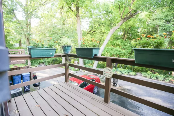 Dixon, IL 61021,209 Fox Trot #D