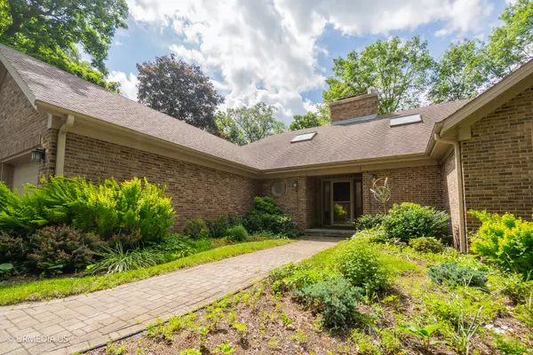 North Barrington, IL 60010,455 Eton Drive