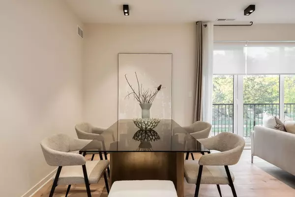 River Grove, IL 60171,8017 W Belmont Avenue #303