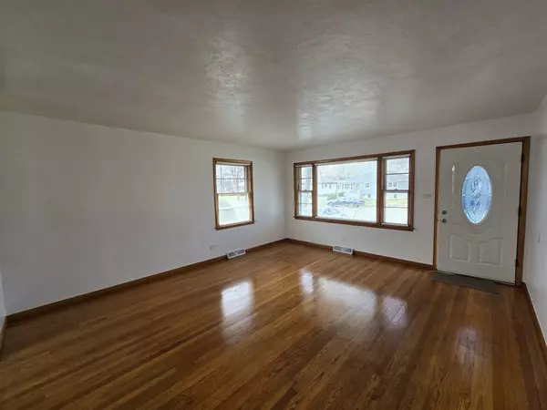 Lansing, IL 60438,18433 Arcadia Street