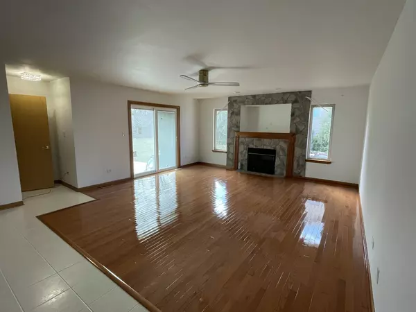 Park Forest, IL 60466,425 Tamarack Street