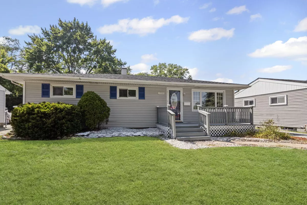 Lansing, IL 60438,17832 Burnham Avenue