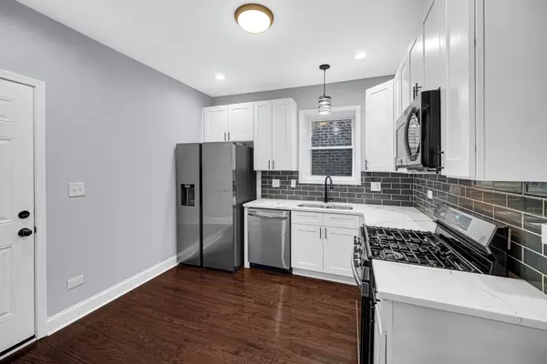 Chicago, IL 60620,8125 S Marshfield Avenue