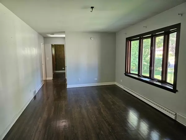 Waukegan, IL 60085,633 S Fulton Avenue