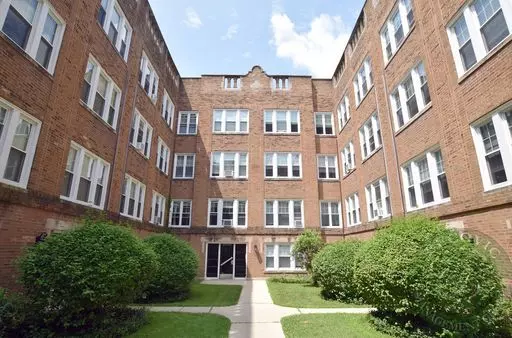 6954 N Wolcott Avenue #1, Chicago, IL 60626