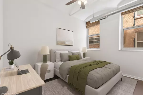 Chicago, IL 60607,500 S CLINTON Street #710