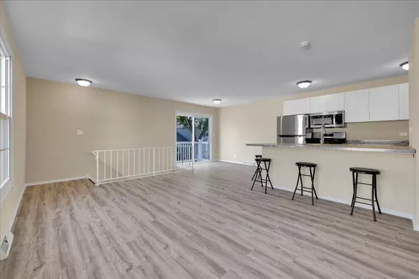 Glendale Heights, IL 60139,495 Sidney Avenue #D