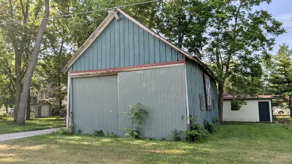 Momence, IL 60954,CITY OF MOMENCE N 50' NWQ BLK 83 13-31-13E