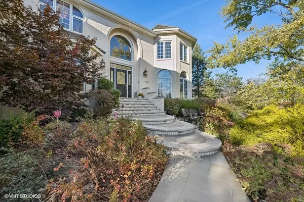 Burr Ridge, IL 60527,6101 Wildwood Lane