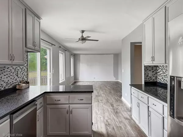 Round Lake Beach, IL 60073,1169 E Tedy Court