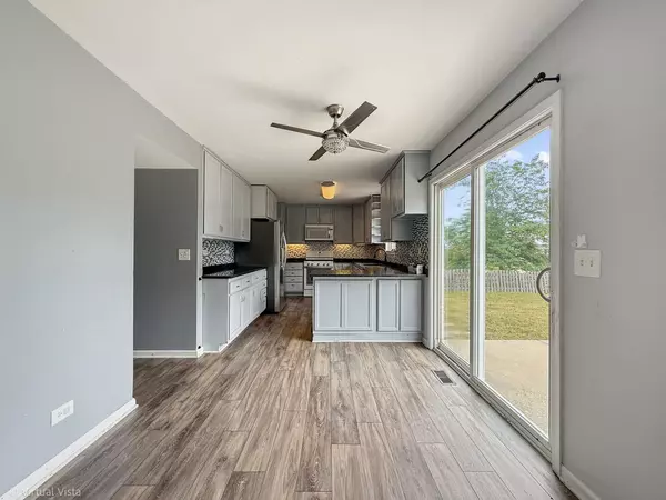 Round Lake Beach, IL 60073,1169 E Tedy Court