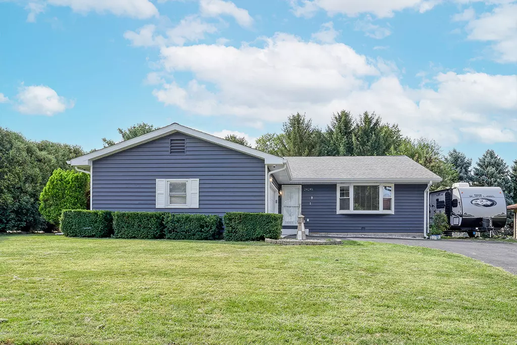 Channahon, IL 60410,24241 W Hummingbird Drive