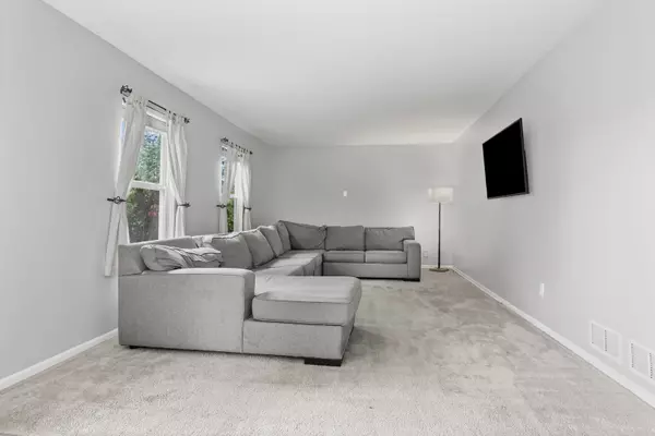 Cortland, IL 60112,42 W Auburndale Avenue