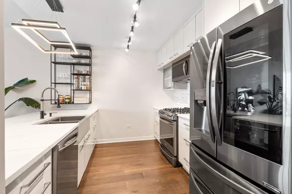 Chicago, IL 60654,757 N ORLEANS Street #1303