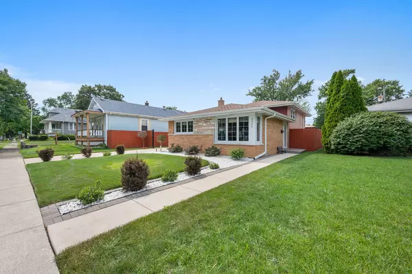 Oak Lawn, IL 60453,9248 S 54th Court