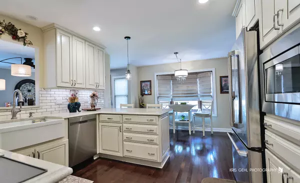 Antioch, IL 60002,39866 Crabapple Drive