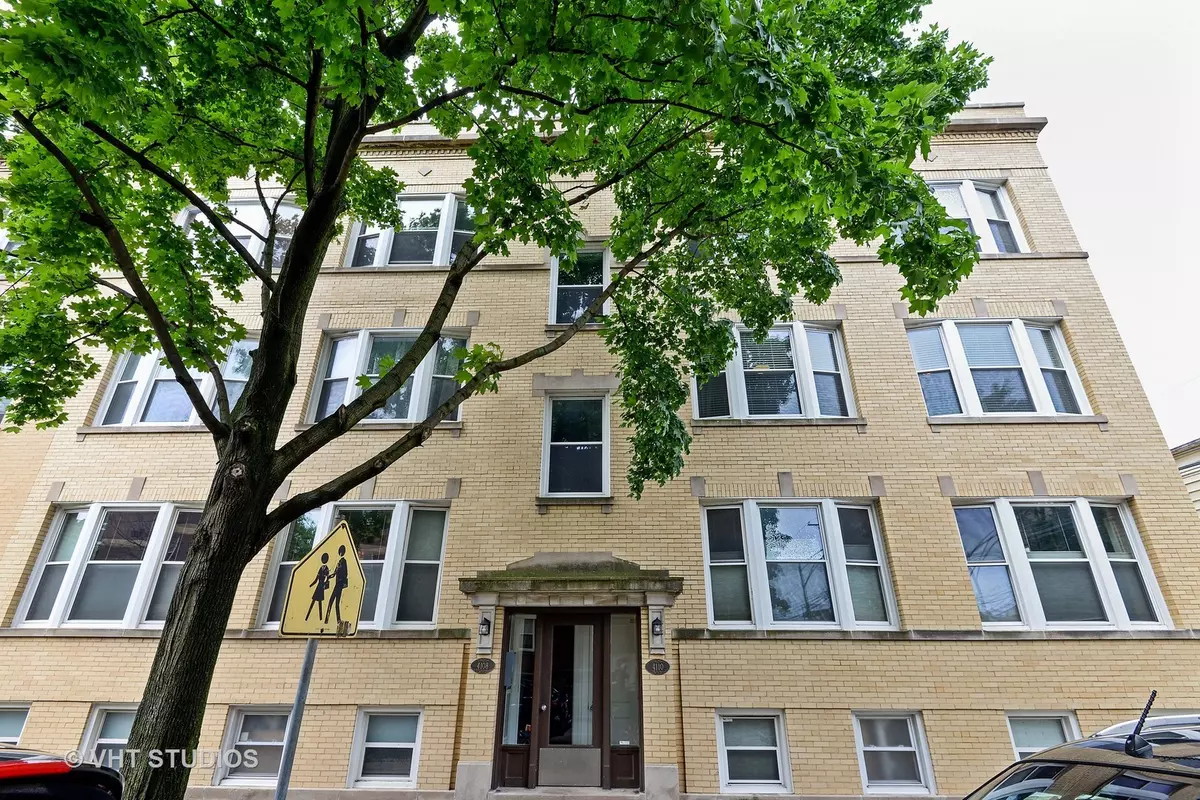 Chicago, IL 60613,4110 N Wolcott Avenue #2