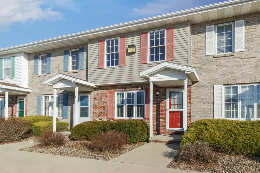 2 Andy Court #3, Bloomington, IL 61704