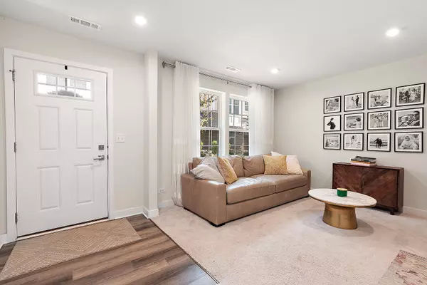 Orland Park, IL 60462,10614 Owain Way