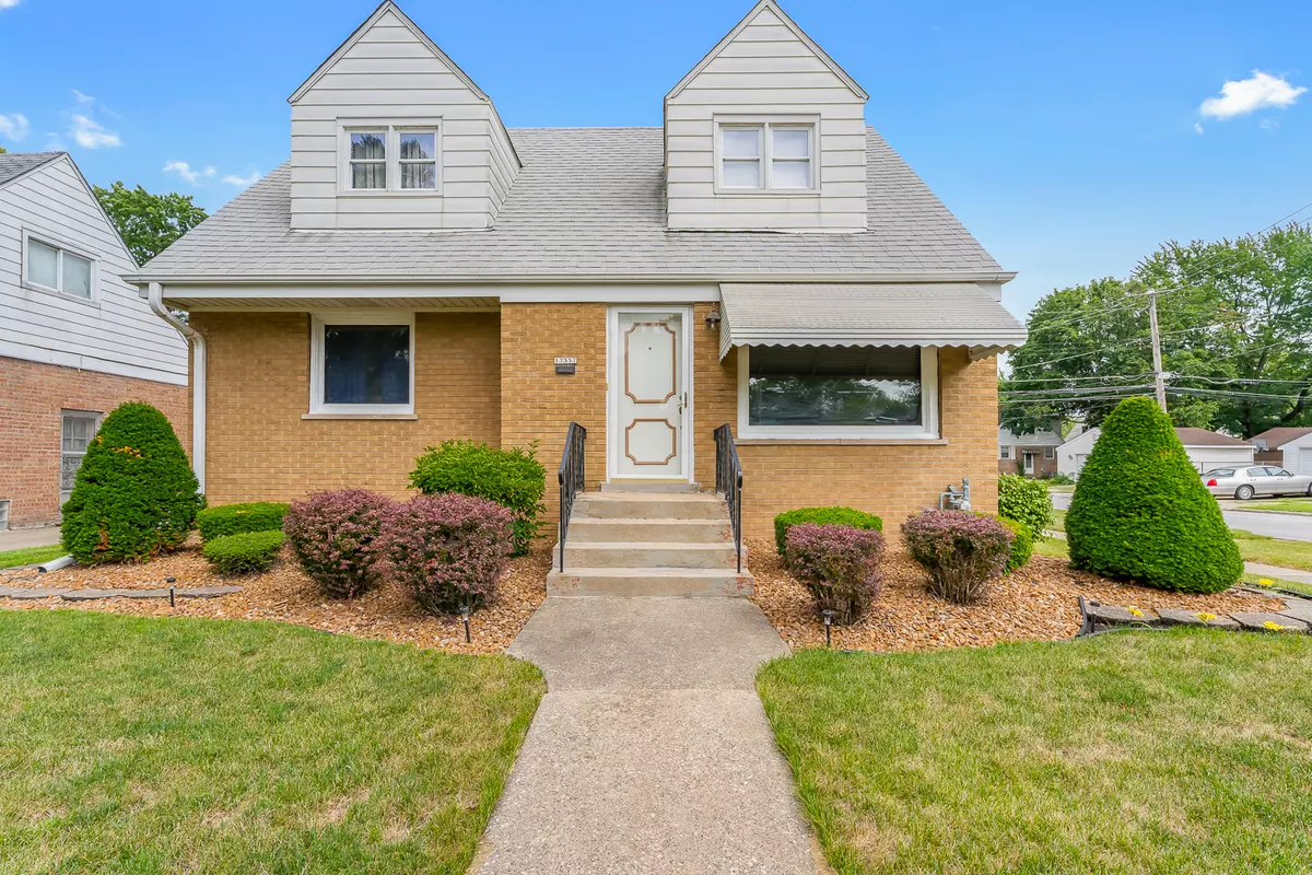 Lansing, IL 60438,17557 Burnham Avenue