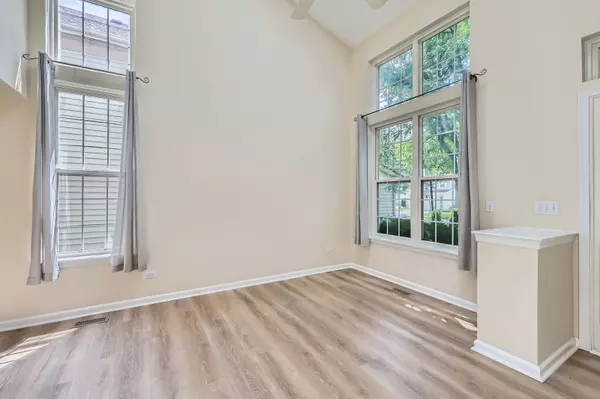 Mundelein, IL 60060,1208 Darnell Drive