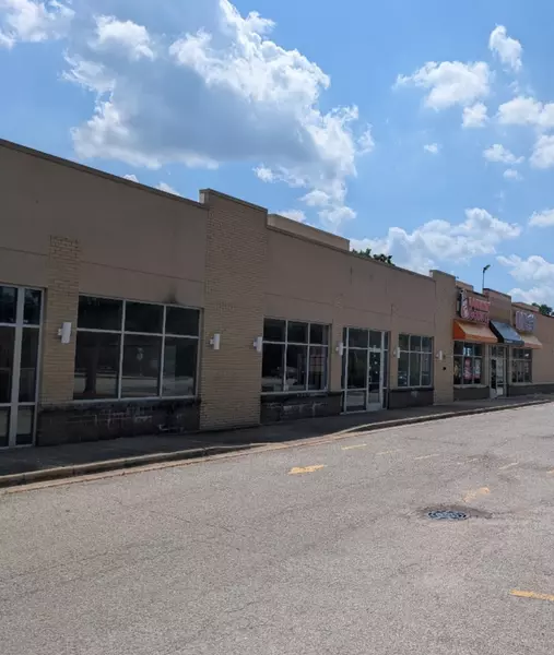 819 Ogden Avenue, Lisle, IL 60532