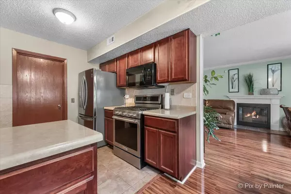 Hanover Park, IL 60133,4615 Whitney Drive #4615