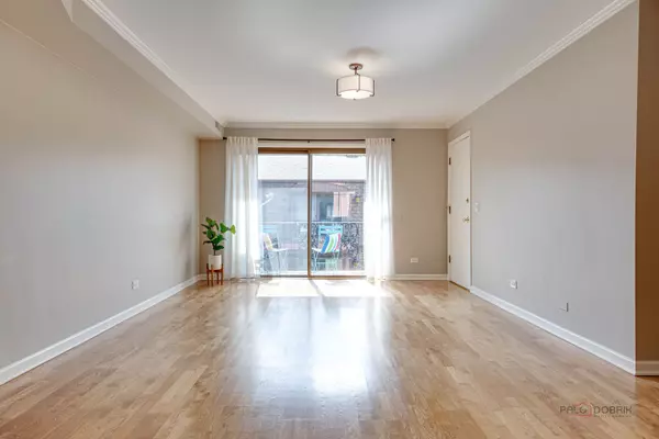 Chicago, IL 60631,6453 A N Northwest Highway #3N