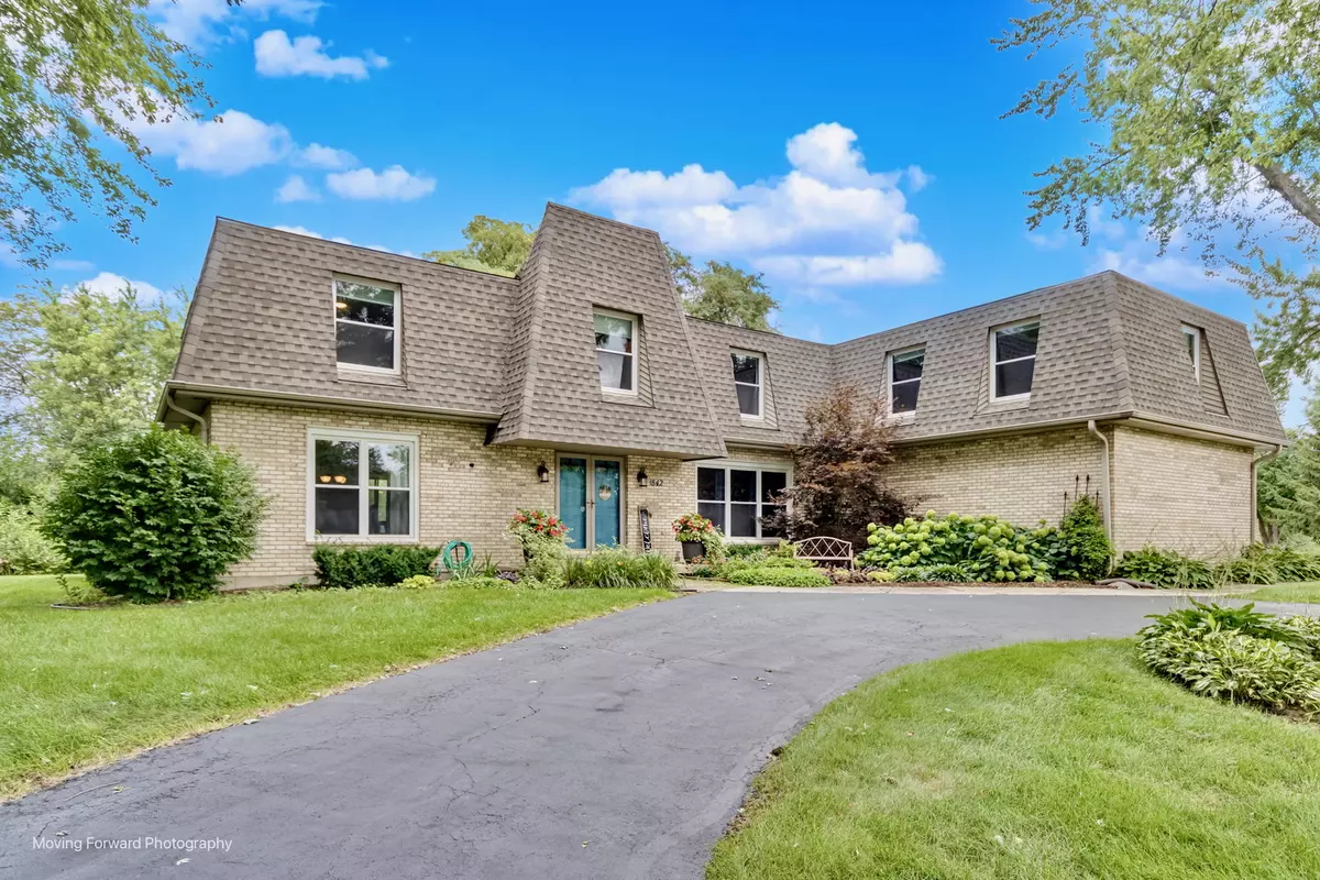 Sleepy Hollow, IL 60118,842 Winmoor Drive