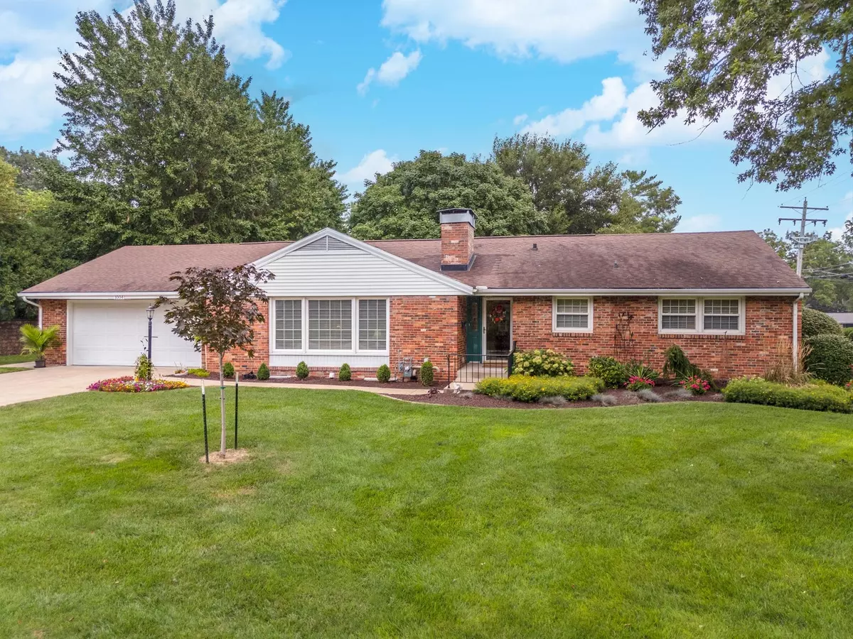 Normal, IL 61761,1004 Crescent Lane