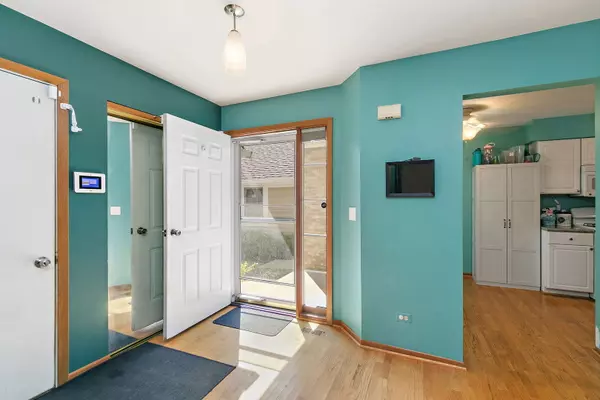 Crystal Lake, IL 60014,778 REGENCY PARK Drive