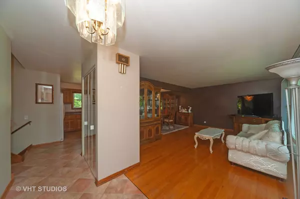 Palos Hills, IL 60465,7849 W 101st Street