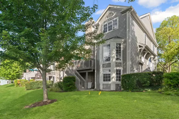 Inverness, IL 60067,167 Tantallon Lane