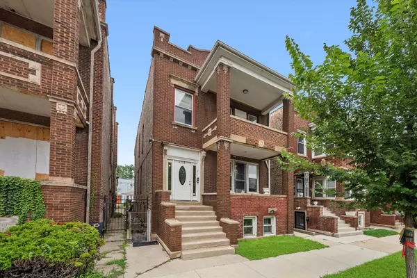 Chicago, IL 60623,4318 W Cermak Road