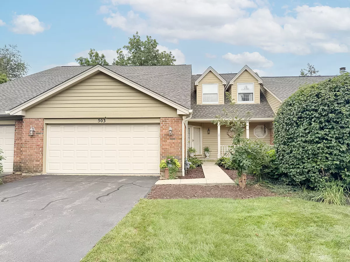 Elgin, IL 60123,503 Shagbark Drive #503