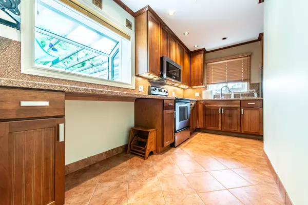 Niles, IL 60714,7938 N Harlem Avenue