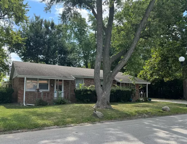 Champaign, IL 61821,1604 Kirk Lane