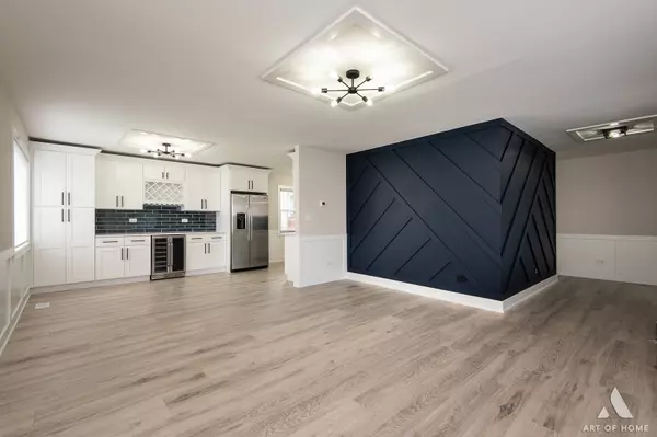 Westmont, IL 60559,304 Fernwood Court