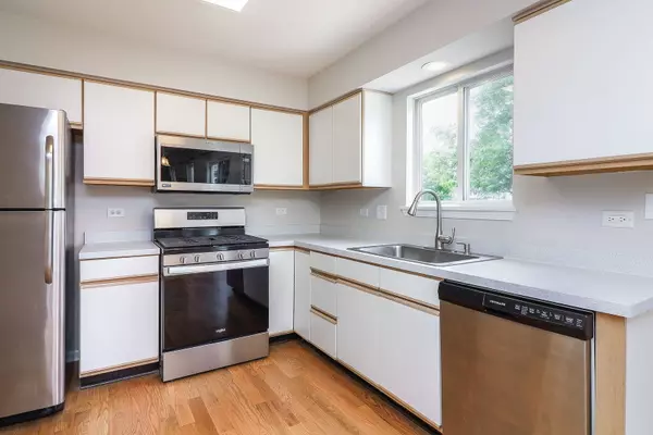 Naperville, IL 60540,939 Lowell Lane