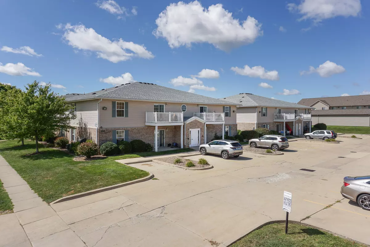 Bloomington, IL 61704,3515 Cornelius Drive #108