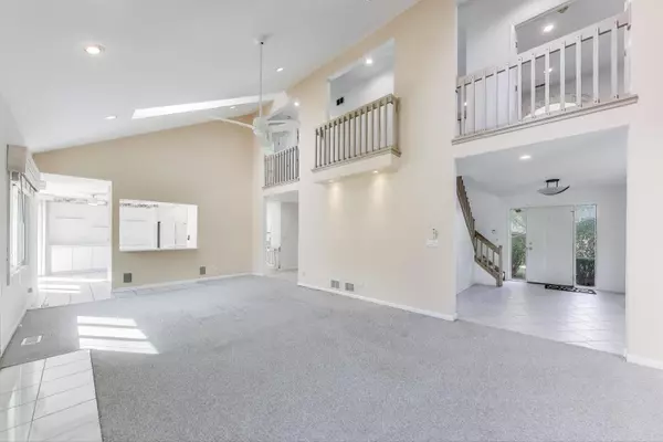 Buffalo Grove, IL 60089,1903 Sheridan Road