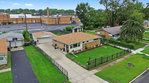 Markham, IL 60428,3048 Sherwood Avenue