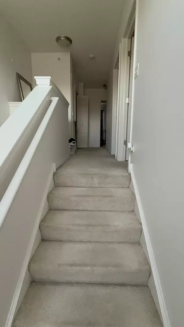 Chicago, IL 60639,5241 W Galewood Avenue